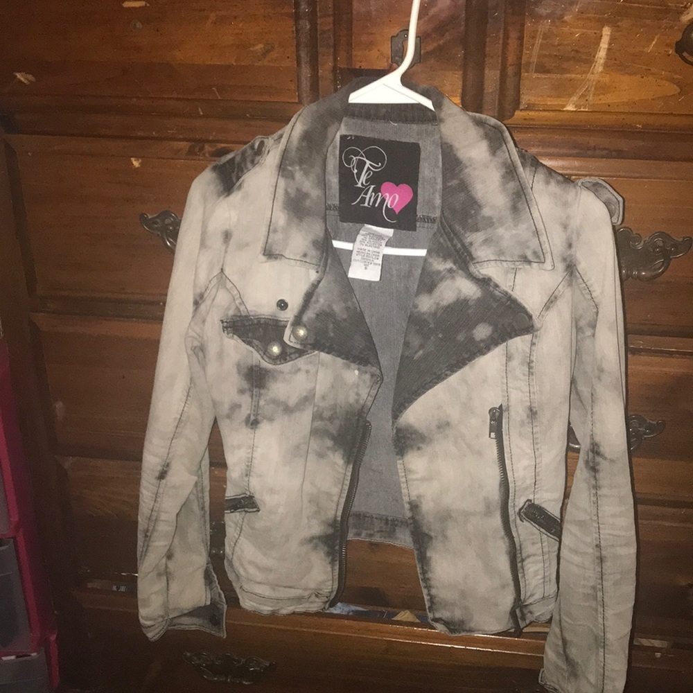 Acid wash gray jean jacket